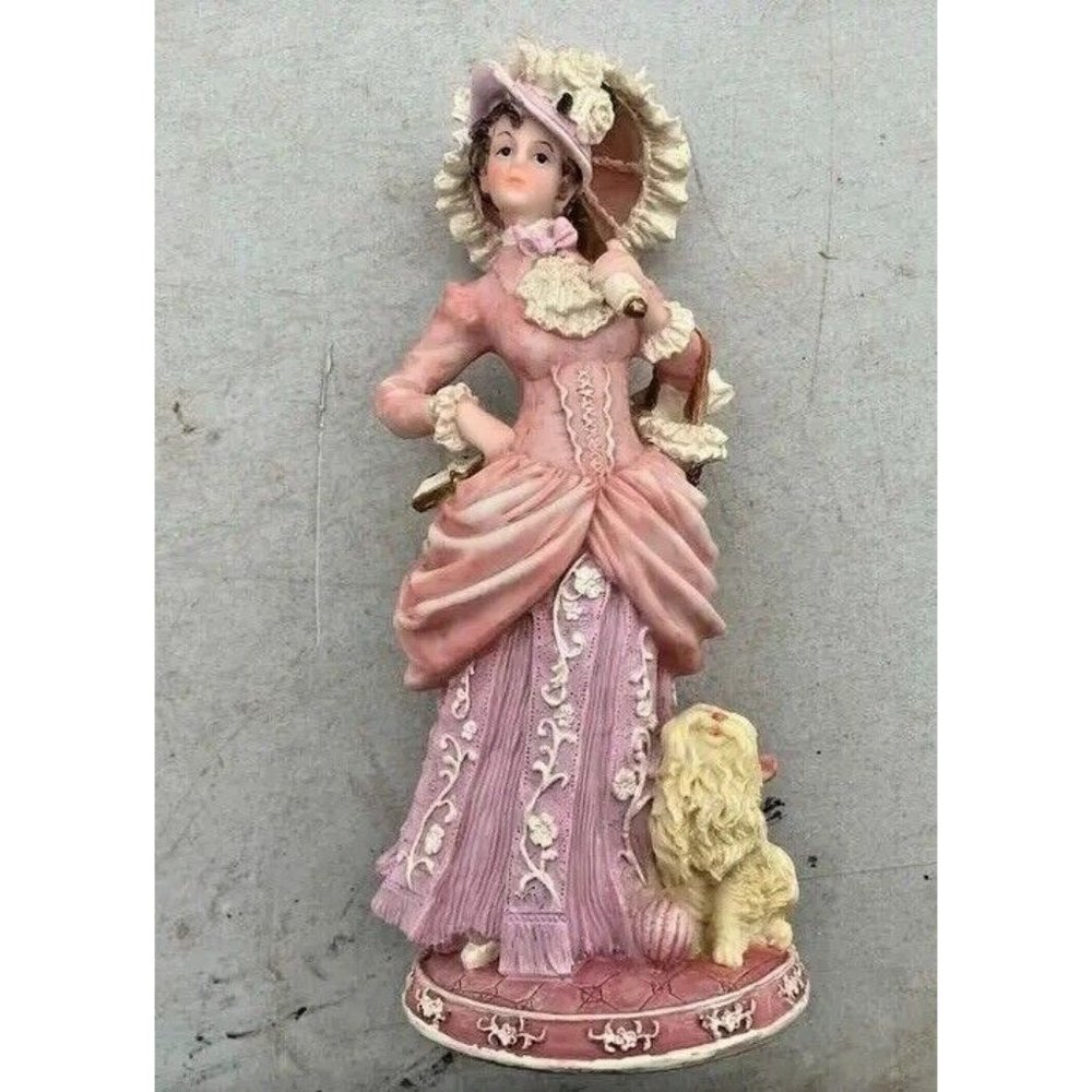 The Lady Victoria 10" Figurine (w/ BOX)